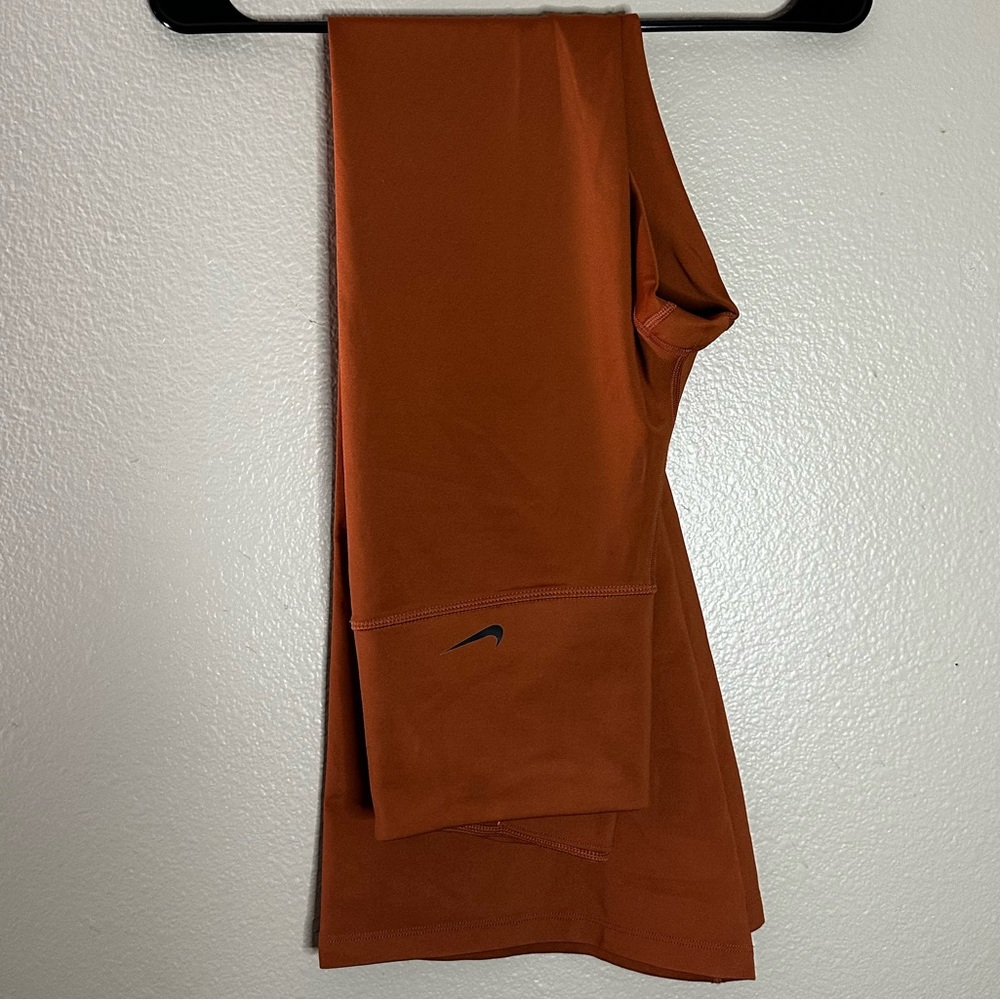 Nike Flare Leggings